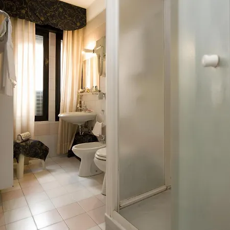 Hotell Corticella 3*