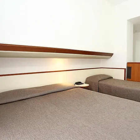 Hotell Corticella 3*