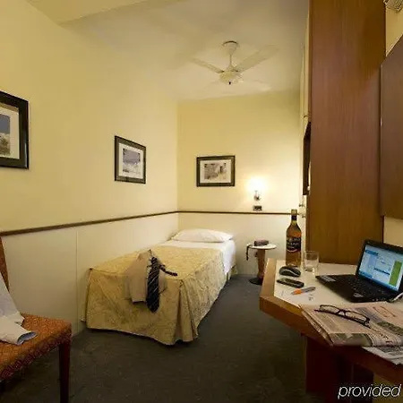 Hotell Corticella 3*