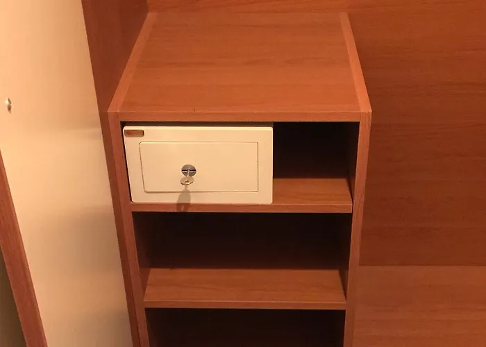 코티셀라 호텔 3*