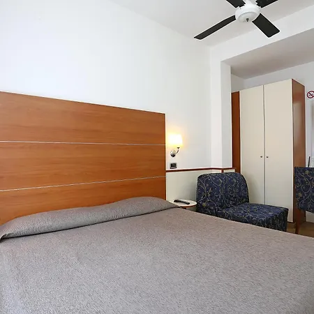 Corticella Otel Bolonya