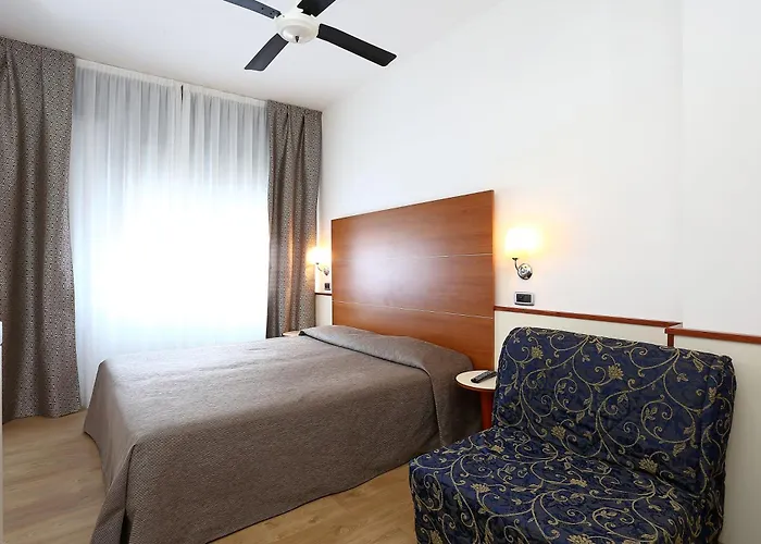 Corticella Otel Bolonya