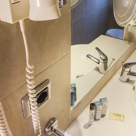 Corticella 3* בולוניה